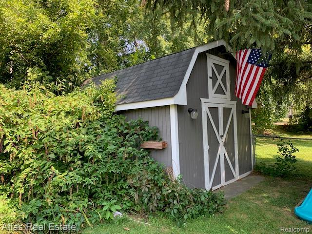 Photo - 495 W Seymour Lake Rd