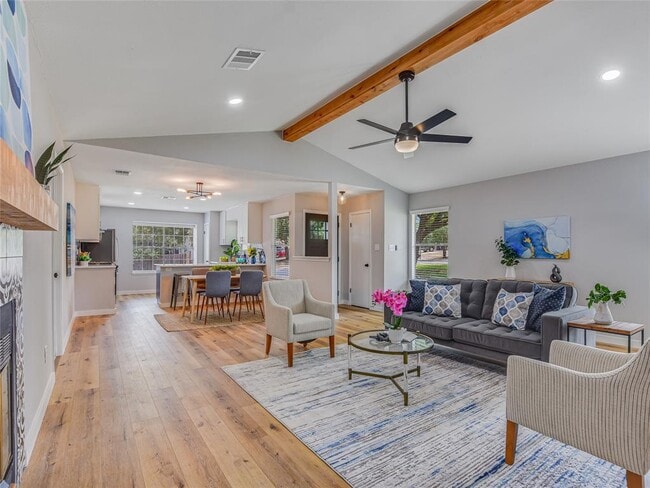 Photo - 12900 Campos Dr