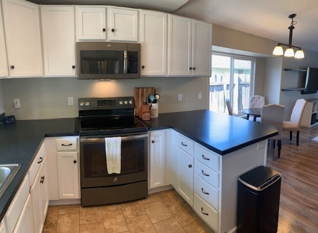 Photo - $2,600 - Beautifully-maintained single level Ranch-style Three Bedrooms, Two Baths home Ready To ...