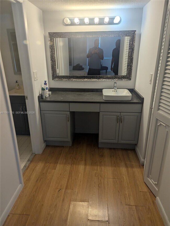 Photo - 3920 Inverrary Blvd Unit 204C