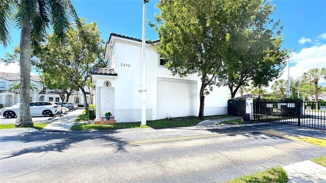 5470 NW 107th Ave