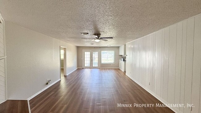 Photo - 2504 94th St