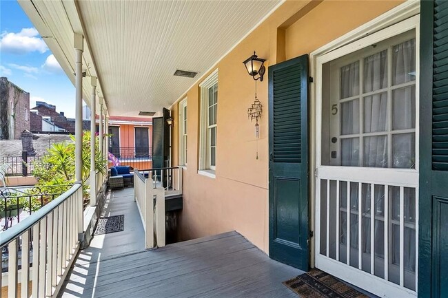 715 St Peter Unit 5
