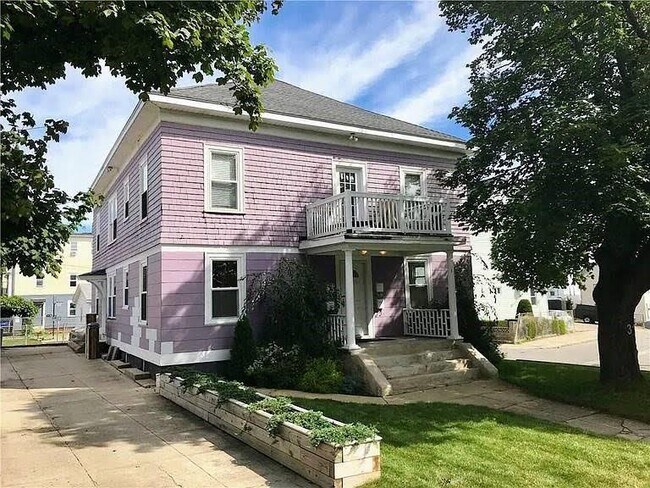 Building Photo - 31 Ceres St Unit 1