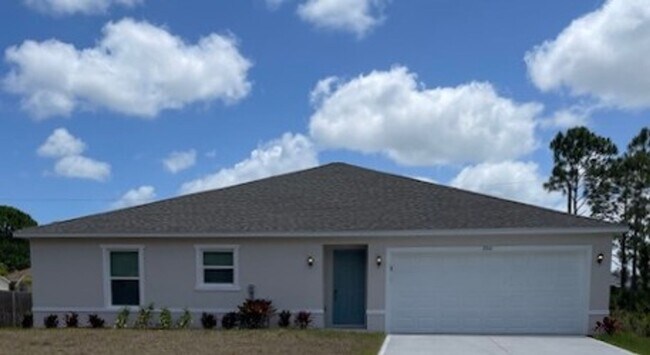 NEW Construction 4/2 home Palm Bay - NEW Construction 4/2 home Palm Bay