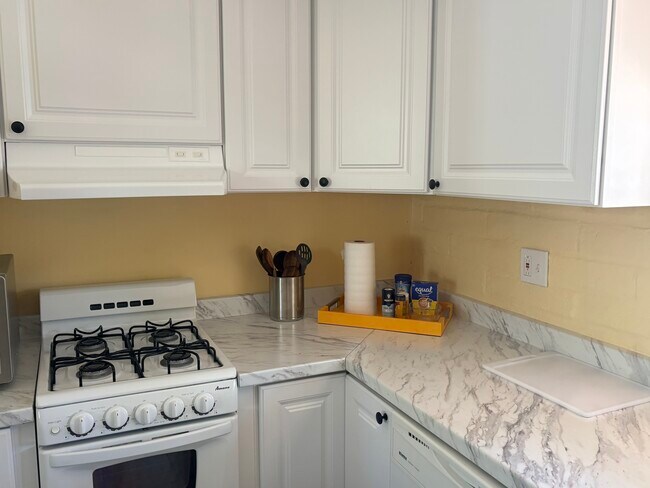 Photo - 484 S La Canada Dr Unit 484 s la Canada dr b