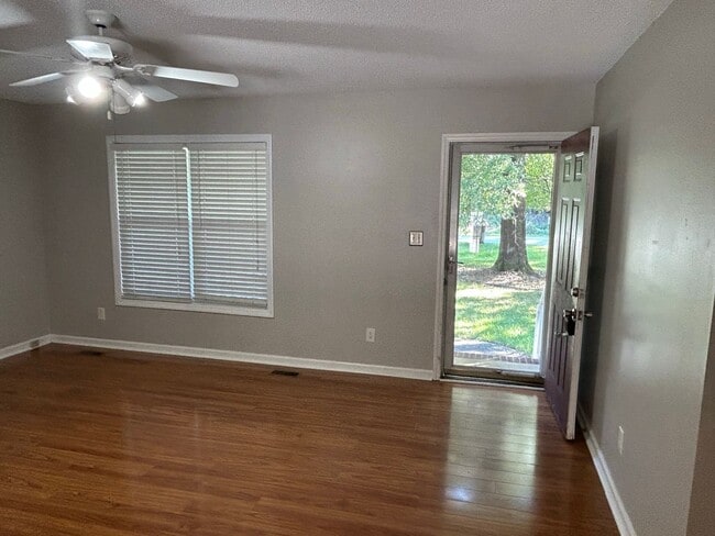 Photo - Greensboro Home - Lisa Barker - (734) 231-...