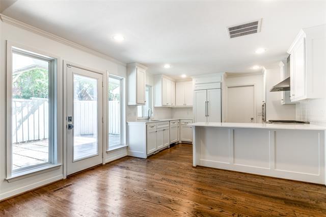 Photo - 3101 Lovers Ln