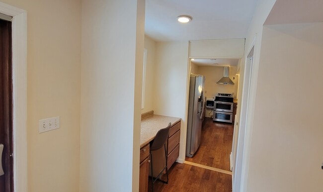 Photo - 10 Channel Ave