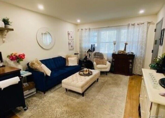 Photo - 765 Shore Rd Unit 1D