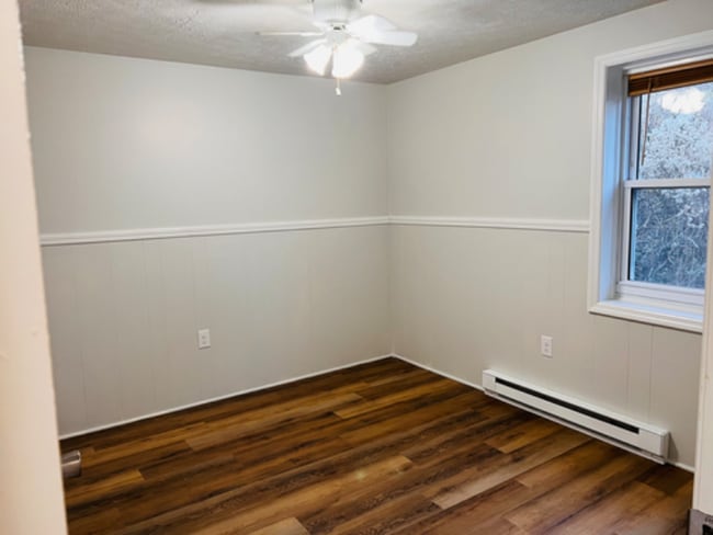 Photo - 44 Radio Station Rd Unit 3B