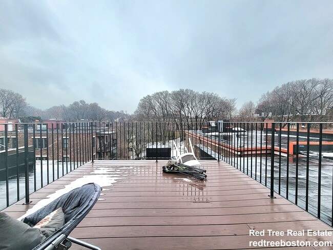 Photo - 1203 Beacon St Unit 5