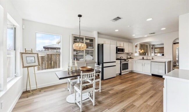 Photo - 3405 Barksdale Dr
