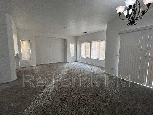 Photo - 3577 Santiago Ave