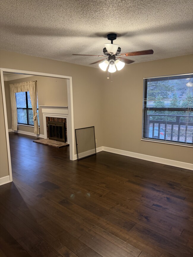 Photo - 698 Trailcrest Ct Unit 5