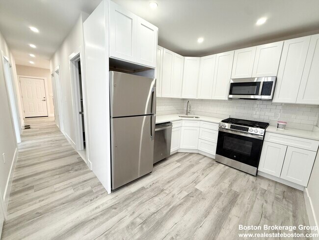Photo - 10 Cawfield St Apartments