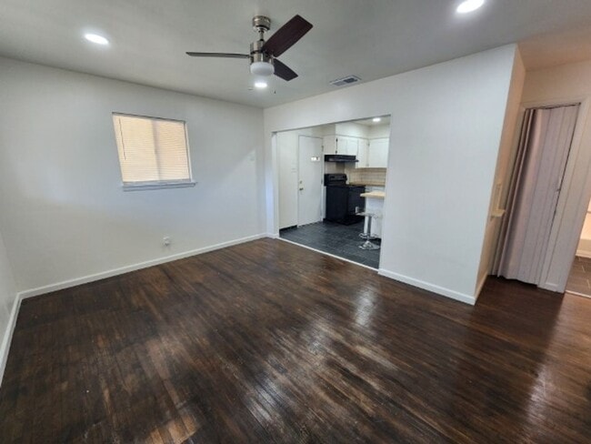 Photo - 1715 Doctor M.L.K. Jr Dr