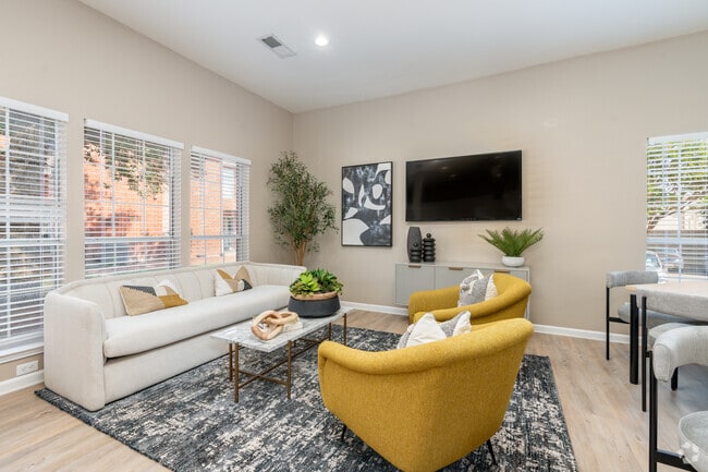 Leasing Lounge