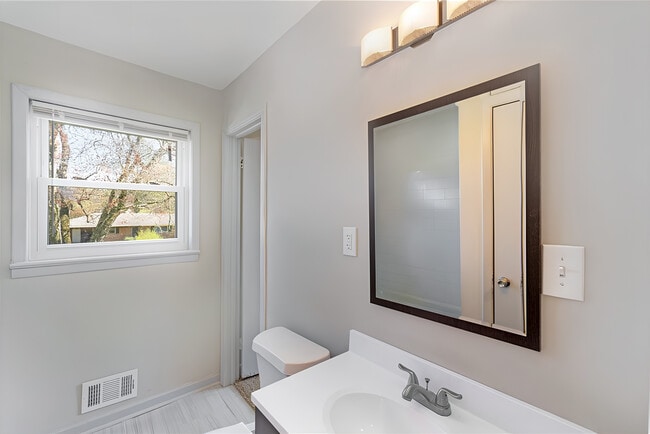 Photo - 1613 W Austin Rd