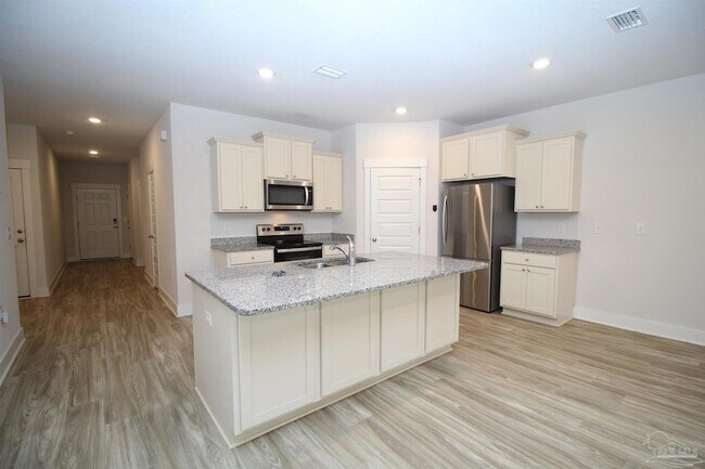Photo - 4117 Heart Pine Ln