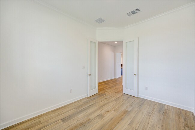 Photo - 25326 Loch Doon Dr