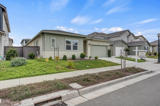 Photo - New 4 Bedroom 2.5 Bathroom 2280 sqft Home in Sacramento's Northlake Community for Lease.
