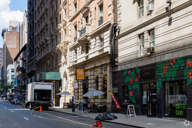 17 E 27th St - 66 Madison Ave