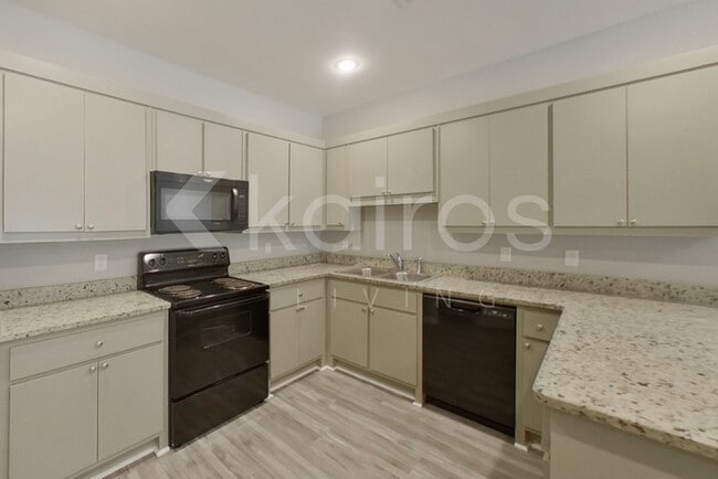 Photo - 1708 Wilson Rd