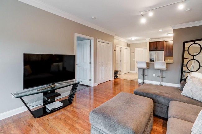 Photo - 936 Perry St Unidad Apt 216