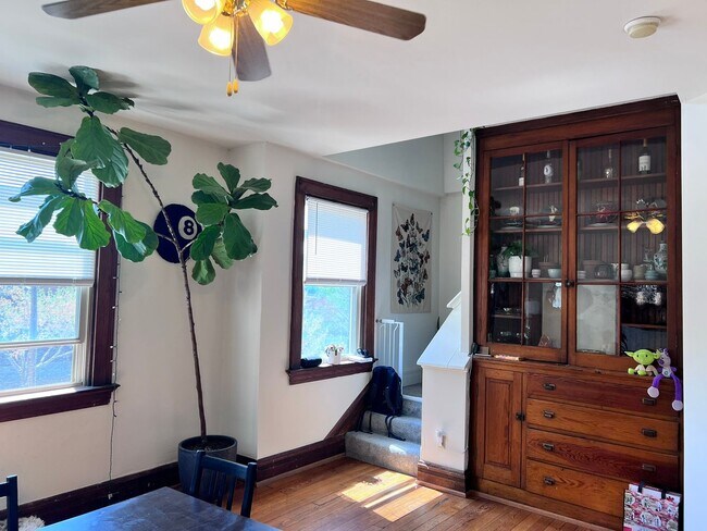 Photo - 2812 Erie Ave Unit 02