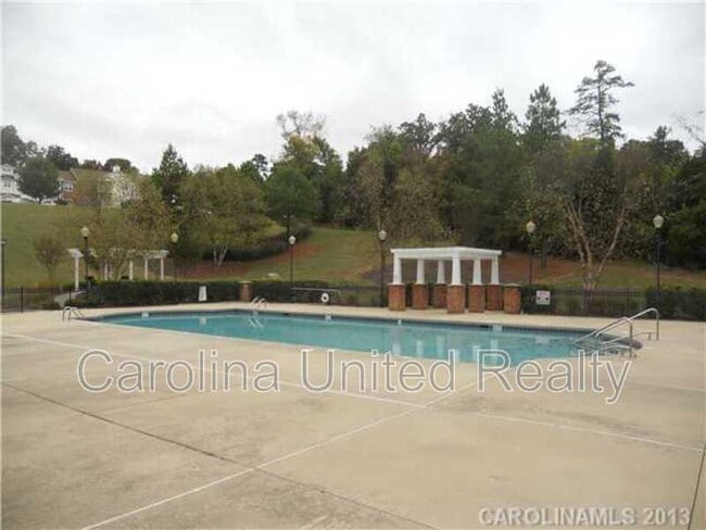 Photo - 10675 Hill Point Ct