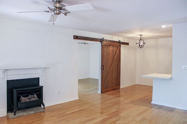 Photo - 42 Waterwheel Dr
