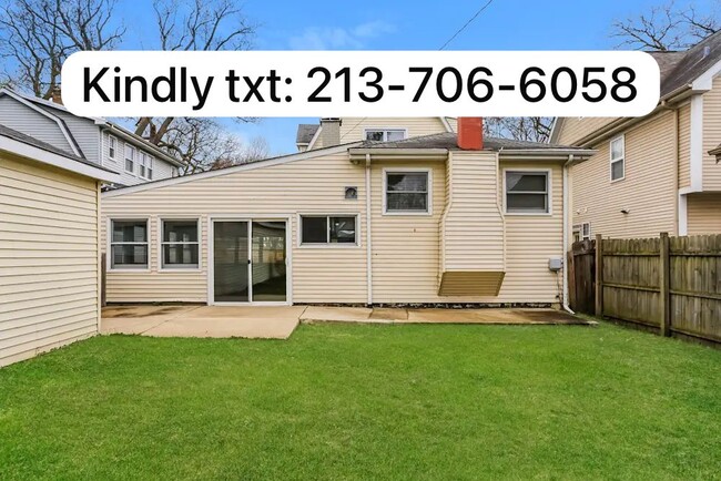 Photo - 112 S Hickory Ave House