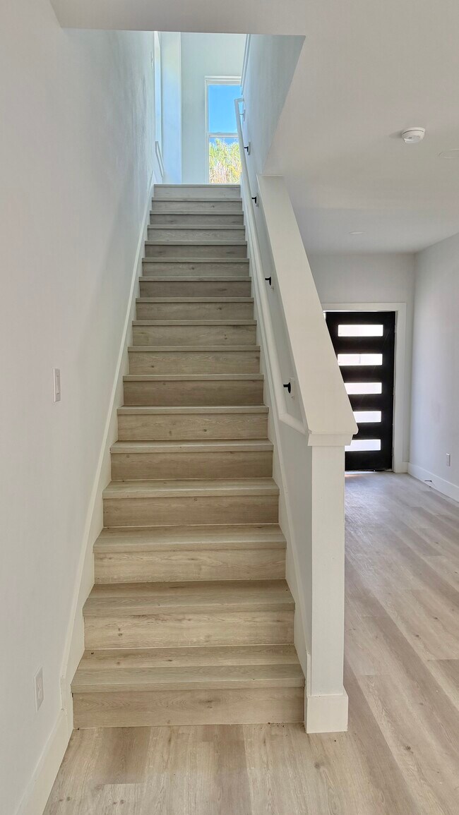 Photo - 3535 Alderfer St Unidad A