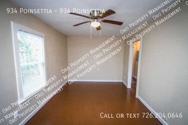 Photo - Cozy House in Harvard Place/ Eastlawn Unit 934 Poinsettia