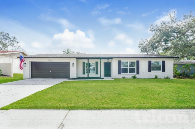 Building Photo - 15808 Deep Creek Ln