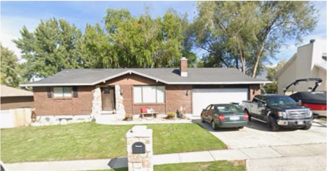 Building Photo - 2229 E Sego Lily Dr Rental