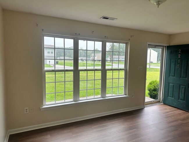 Photo - 2215 Cotton Dr