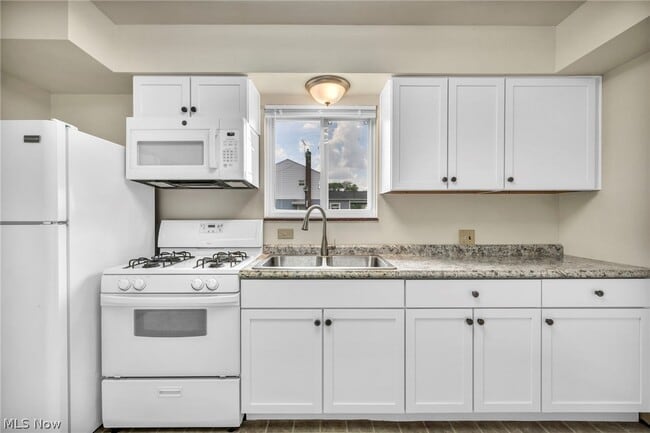 15 Filmore Ave
