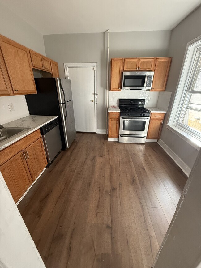 Photo - 821 S Alden St