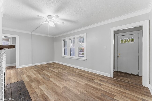 Photo - 3400 W 117th St Unidad 3402/DN