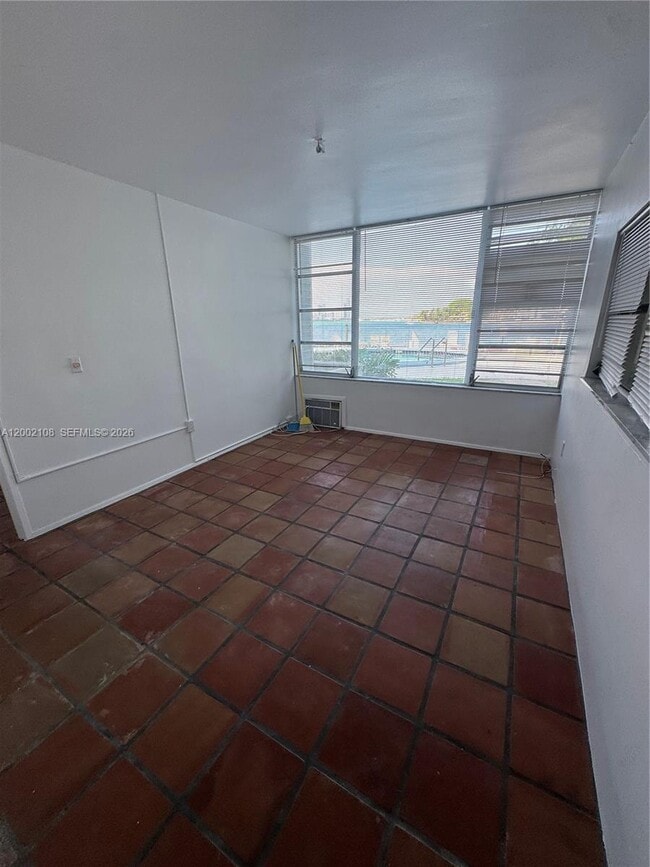 Photo - 10281 E Bay Harbor Dr Unit C2