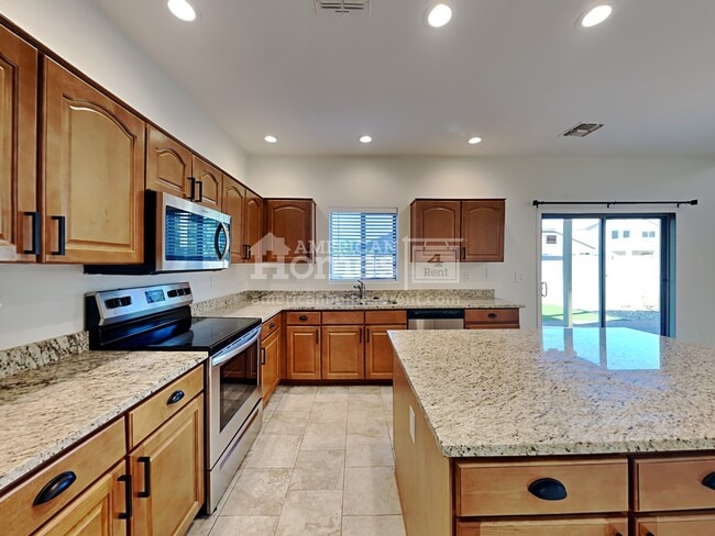 Photo - 17238 W Maui Ln