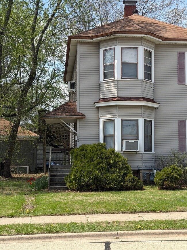 Building Photo - 1264 Liberty St