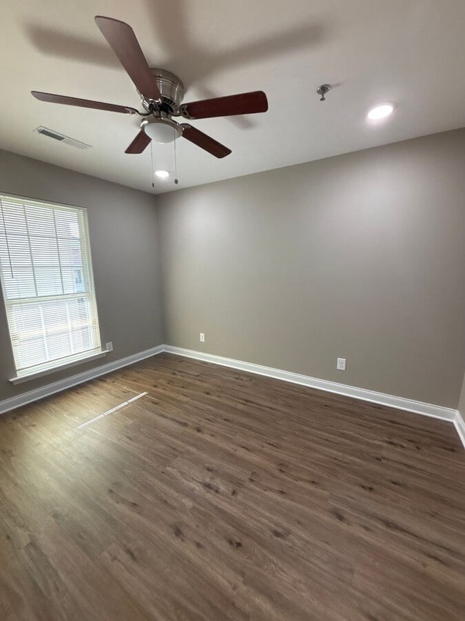 Photo - 2 BED 1.5 BATH CONDO AVAILABLE!