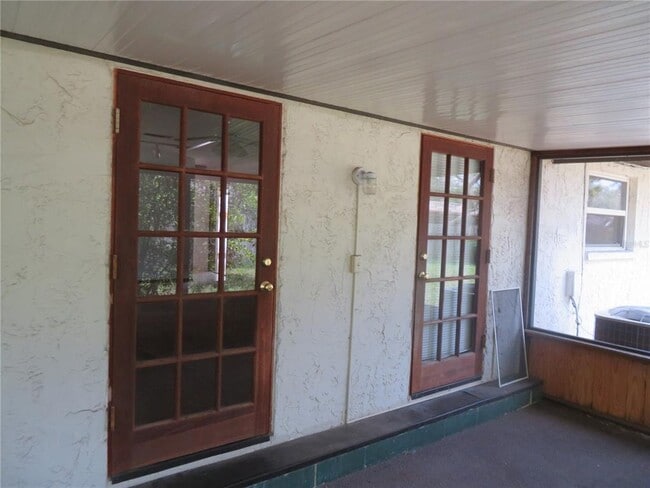 Photo - 4669 Montauk St