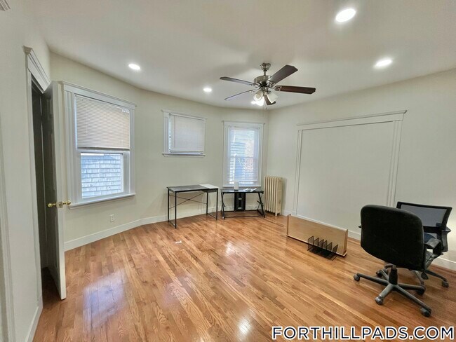 Photo - 49 Beech Glen St Unit 3