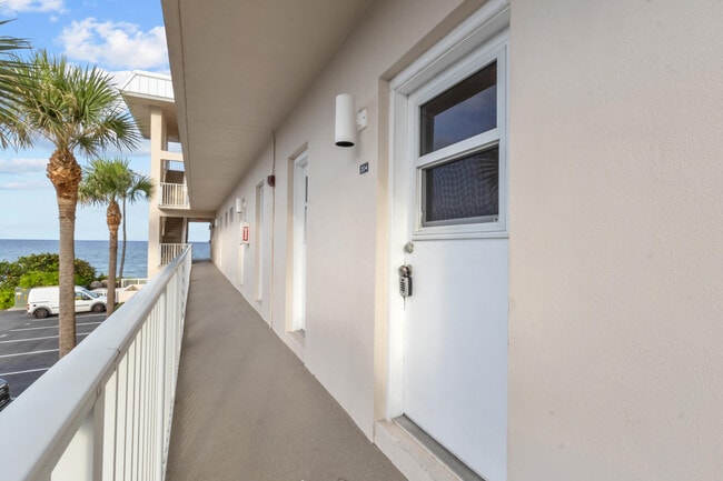 Building Photo - 3851 N Ocean Blvd Unit 204