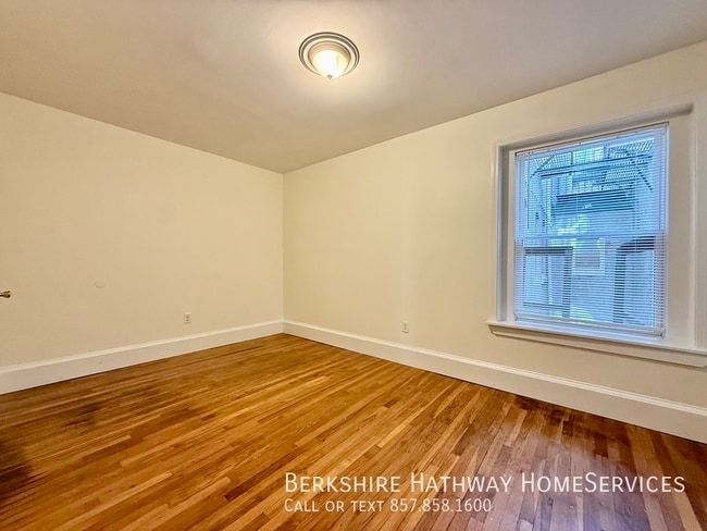 Photo - 10 Cypress St Unit 2