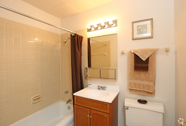 1BR, 1BA